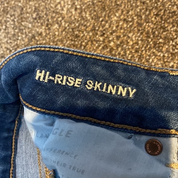 AE Hi-Rise Skinny Jeans - Picture 4 of 7